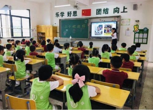 延时放学与课后服务 为何不直接五点半放学？